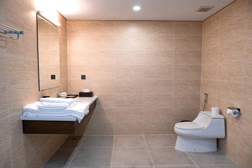 1Br - 1 Sofa Bed Luxurious 5-Stars Resort Phuc Yen Exterior foto